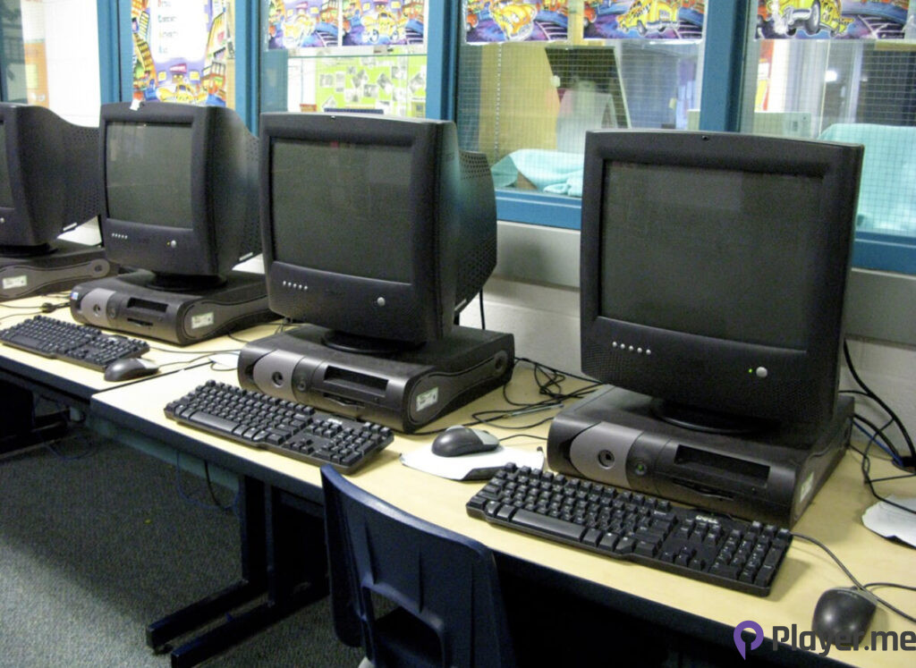 6 Best PC Gaming Monitors Under $300